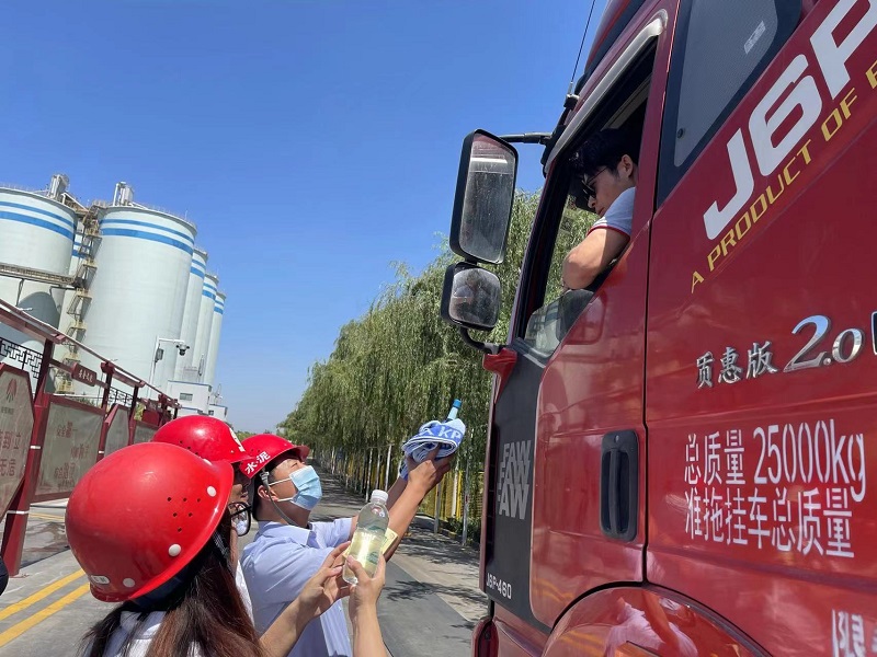 市場(chǎng)營(yíng)銷(xiāo)部：安全宣傳需到位 安全工作保常態(tài)