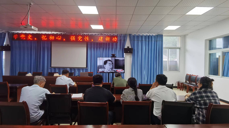 學(xué)黨史、強信念-陜渝建材公司黨支部組織開(kāi)展“學(xué)黨史、憶初心、強黨性、建新功”主題黨日活動(dòng)